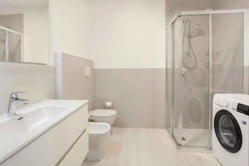 Apartment Villa Malu - Apt Amalia - Piscina E Vista Lago Torri Del Benaco Italy