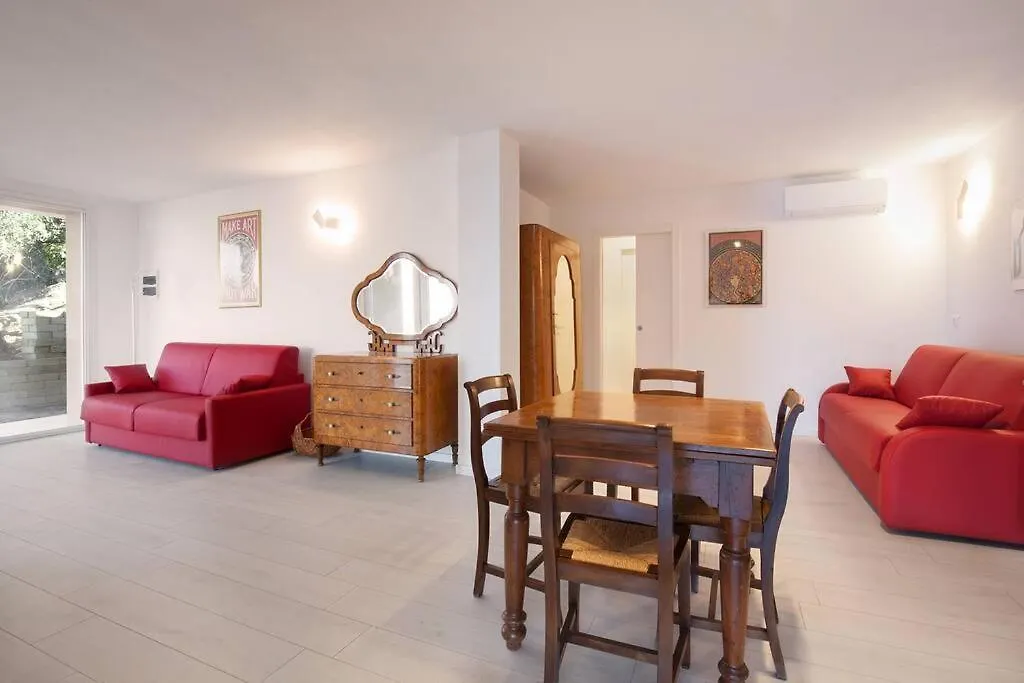Villa Malu - Apt Amalia - Piscina E Vista Lago Torri Del Benaco Apartment